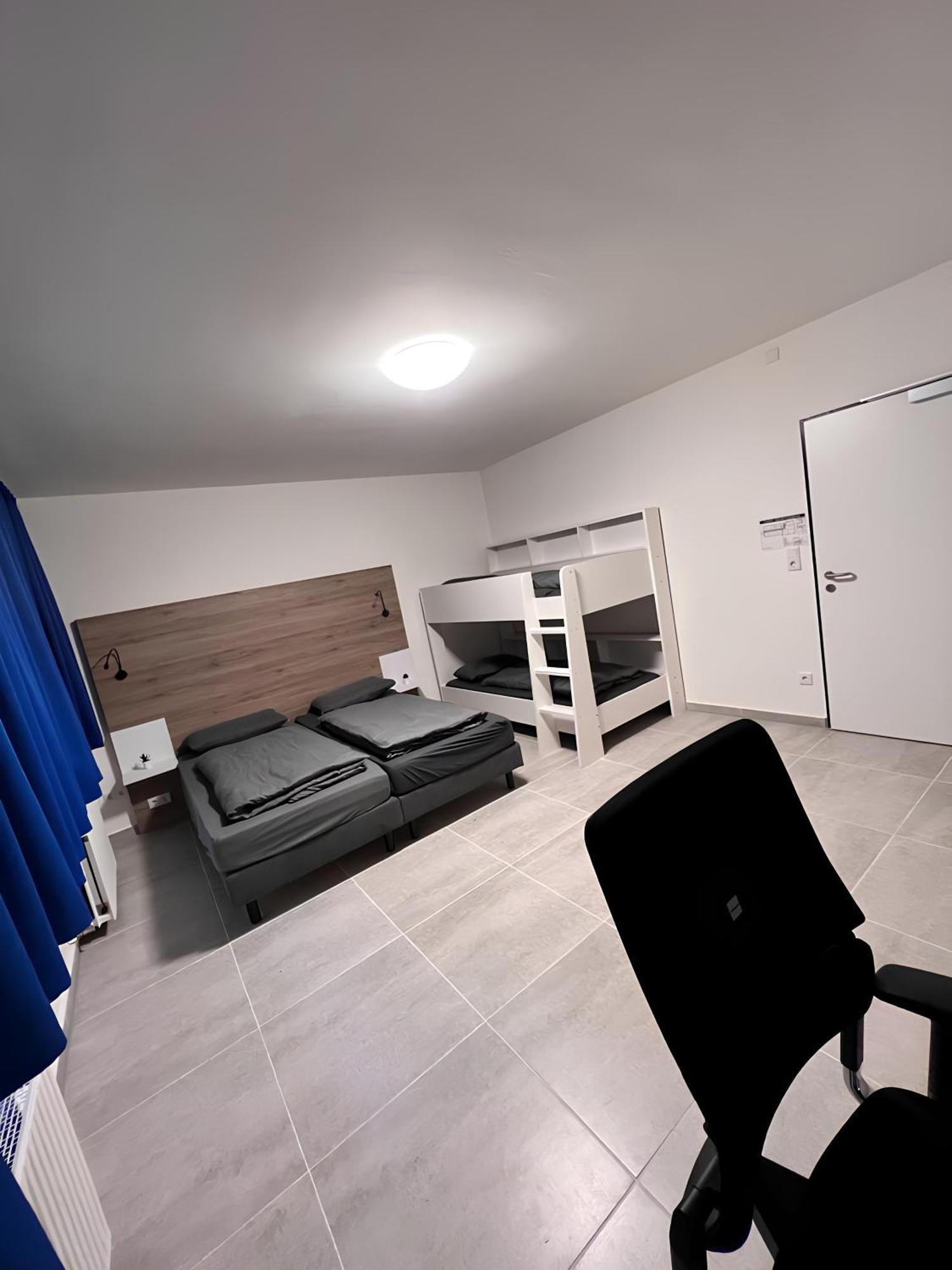 Mk Hostel Oyten - Free Wifi & Parking - 24H Check-In 외부 사진