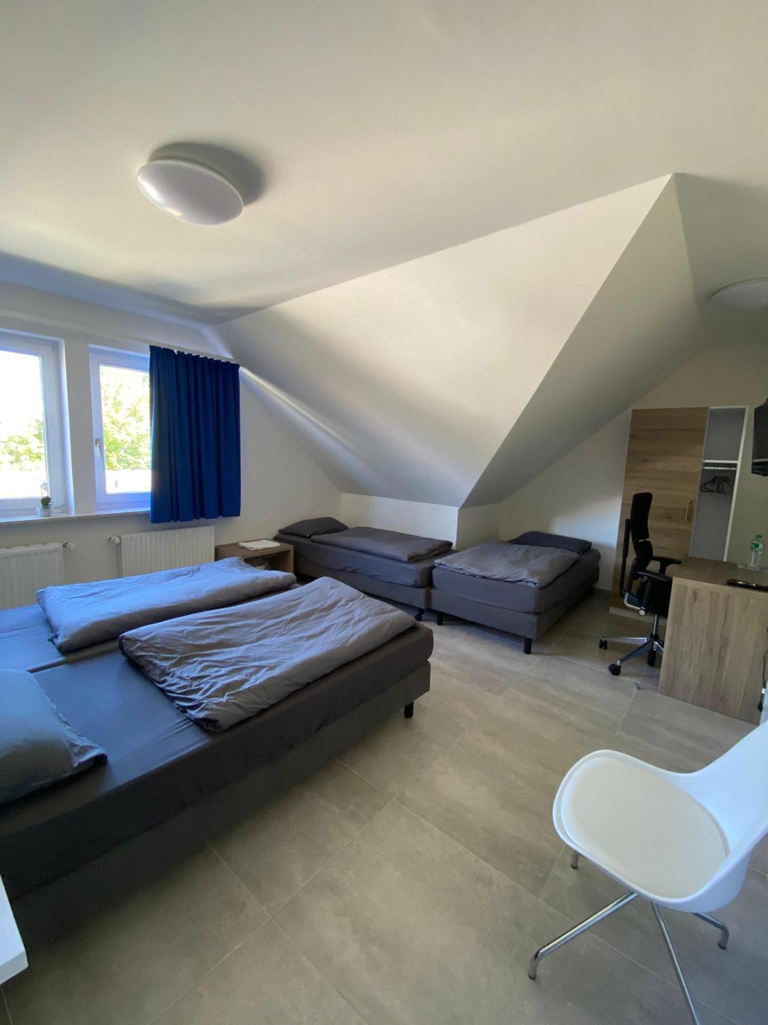 Mk Hostel Oyten - Free Wifi & Parking - 24H Check-In 외부 사진