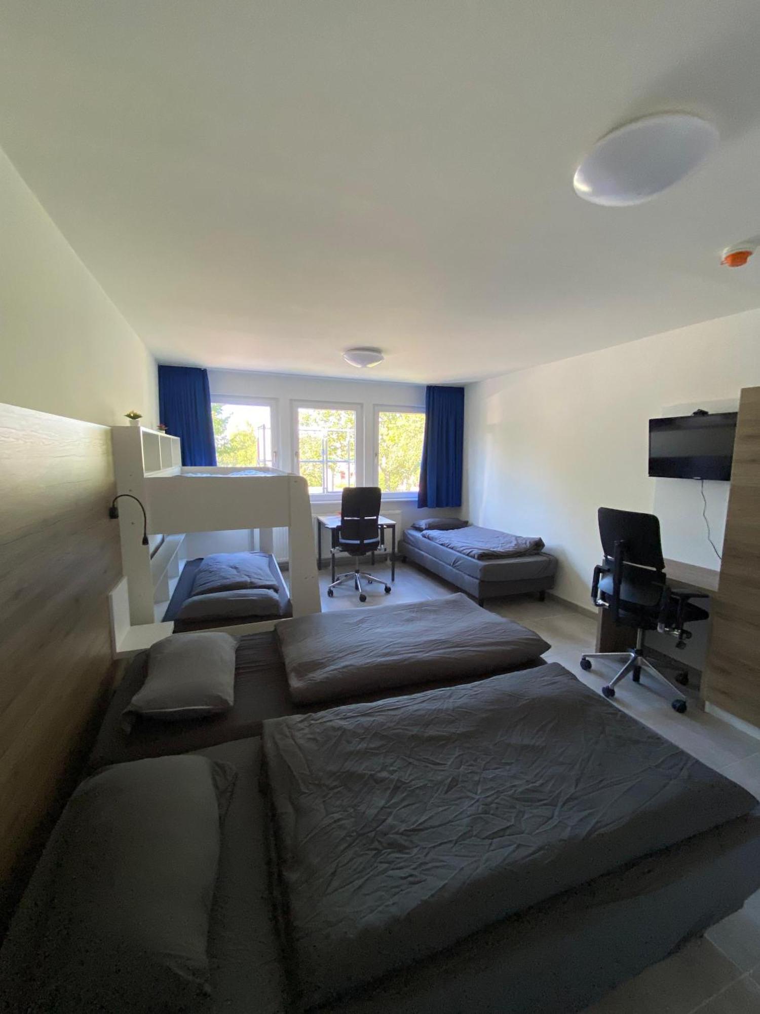 Mk Hostel Oyten - Free Wifi & Parking - 24H Check-In 외부 사진