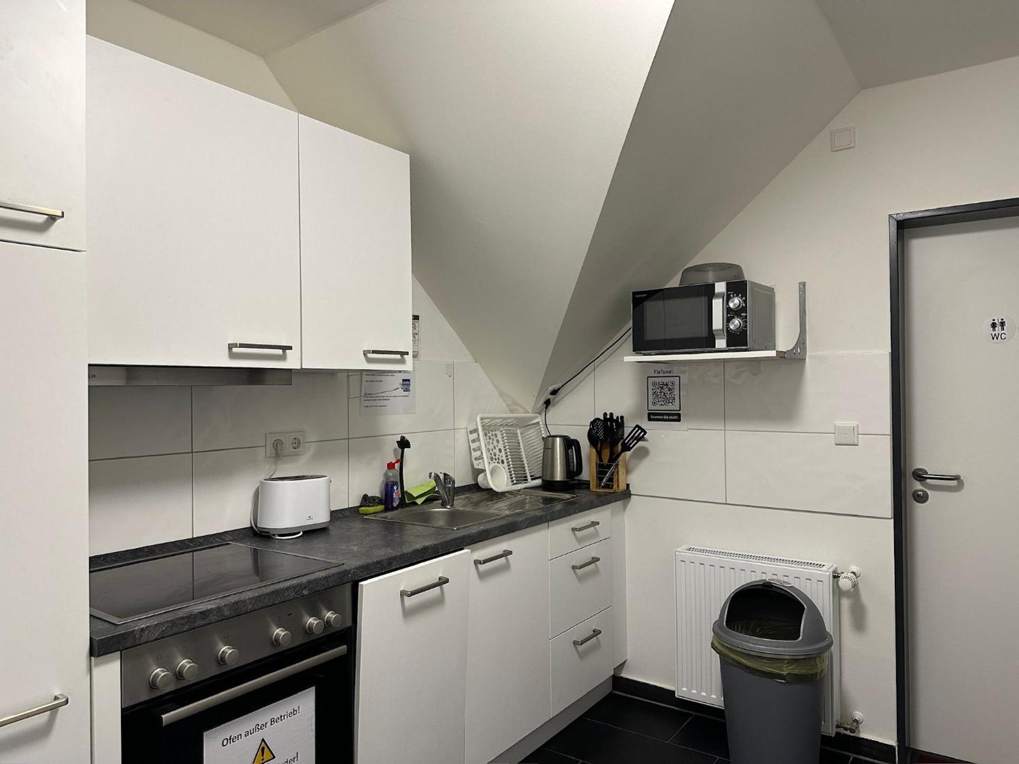 Mk Hostel Oyten - Free Wifi & Parking - 24H Check-In 외부 사진