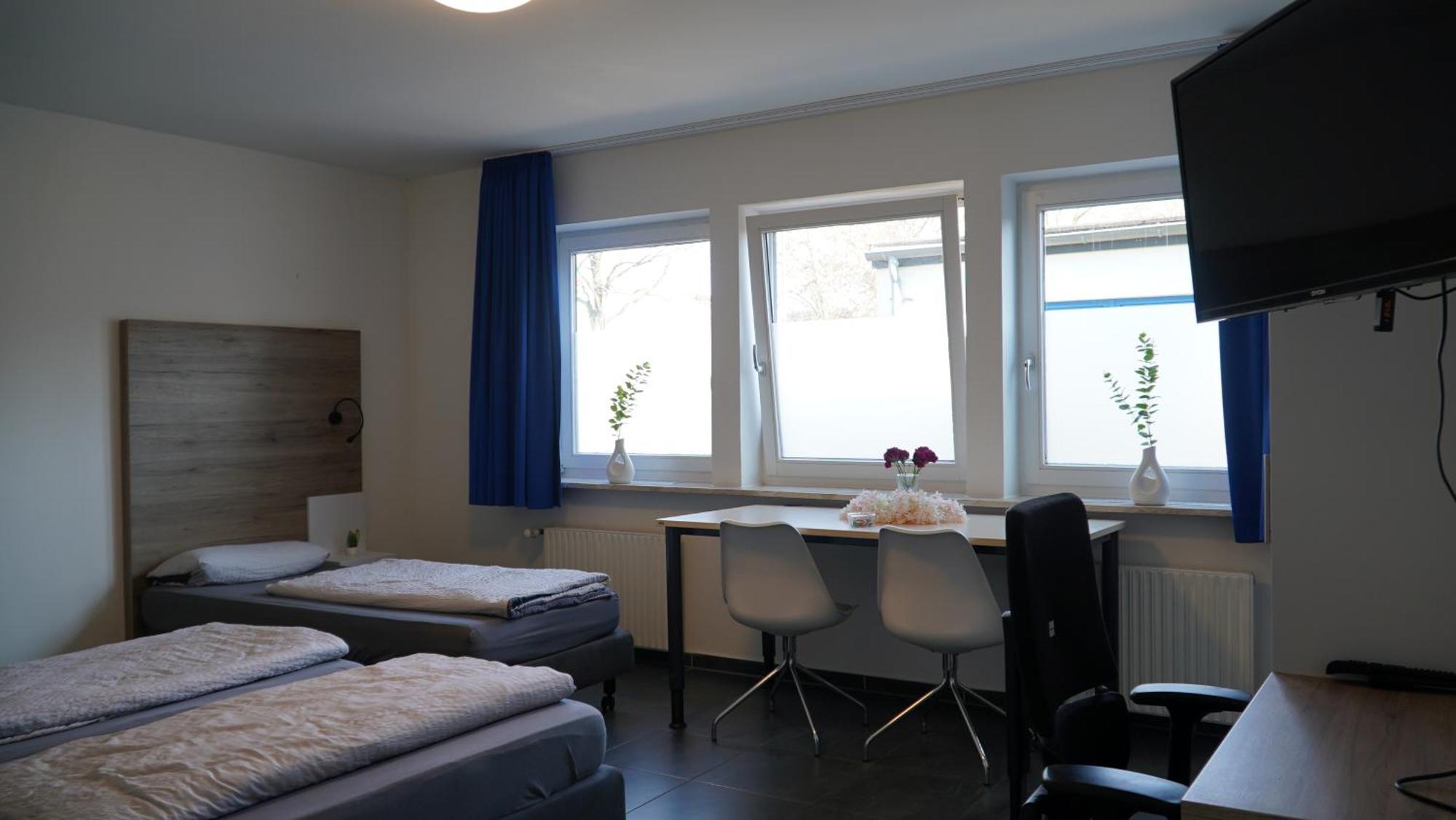 Mk Hostel Oyten - Free Wifi & Parking - 24H Check-In 외부 사진