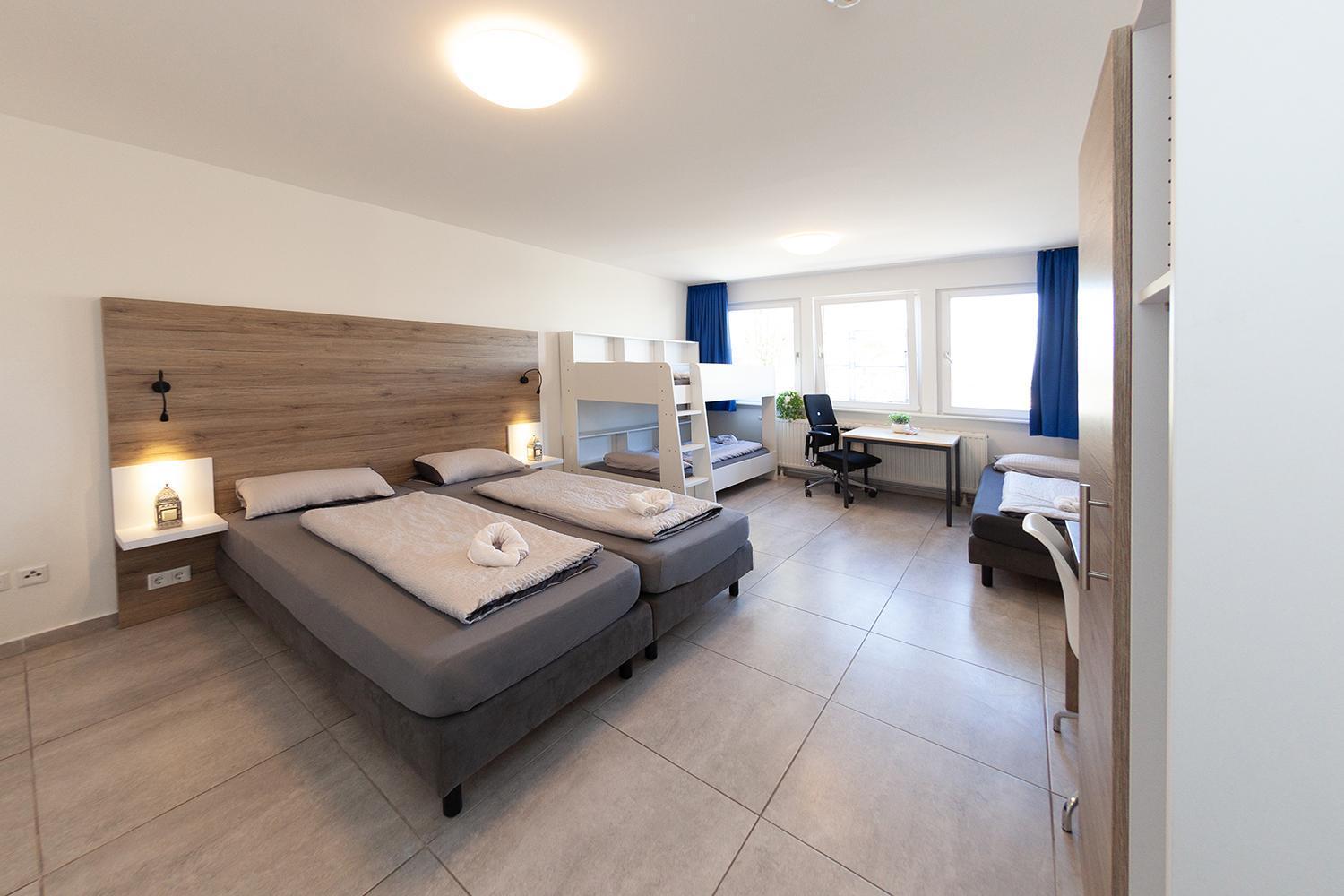 Mk Hostel Oyten - Free Wifi & Parking - 24H Check-In 외부 사진