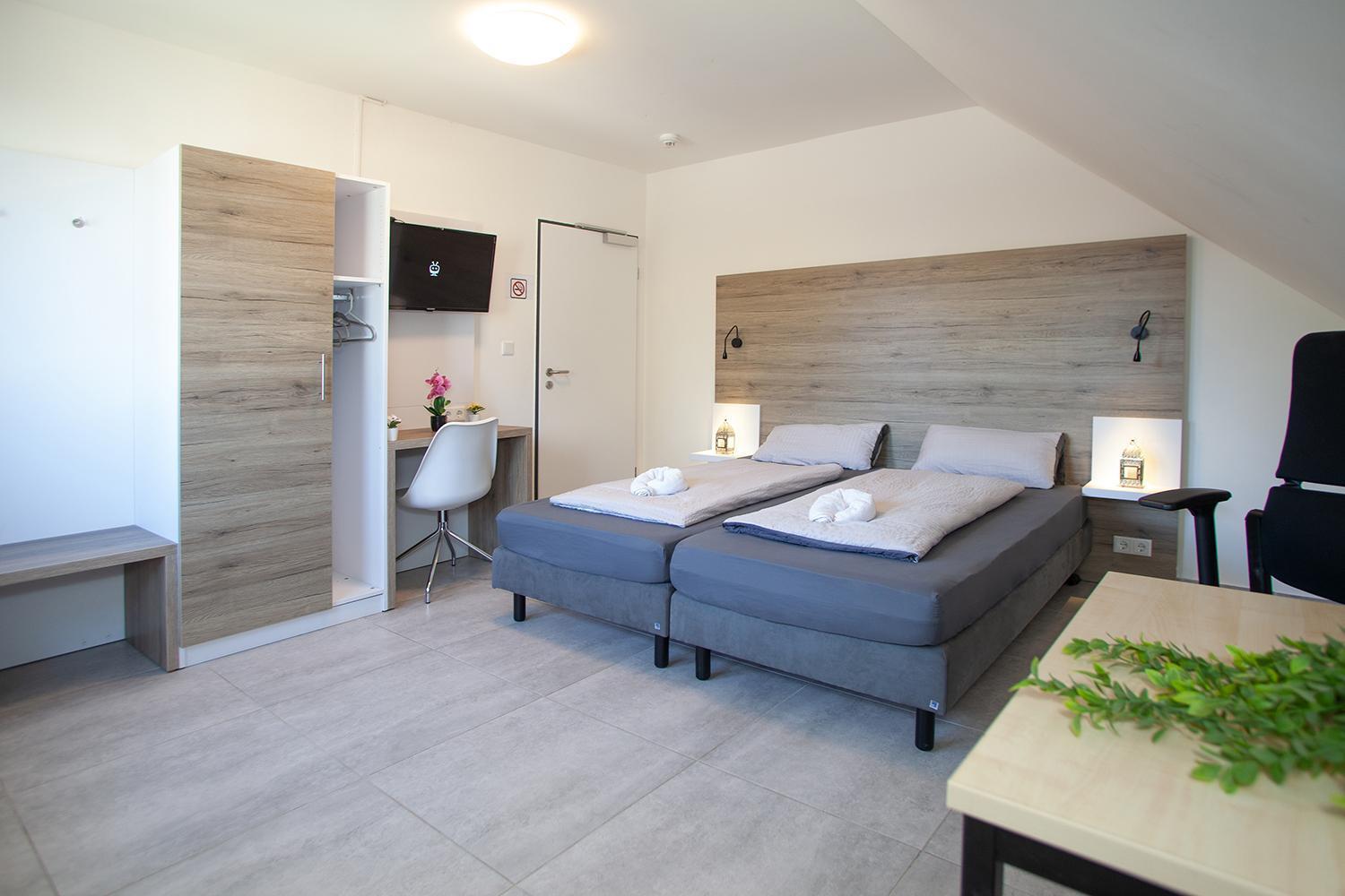 Mk Hostel Oyten - Free Wifi & Parking - 24H Check-In 외부 사진